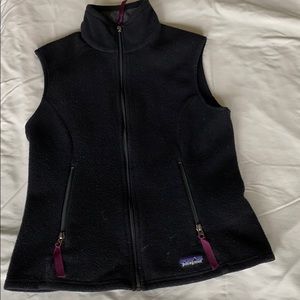 Patagonia Synchilla black vest, women S